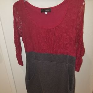 One piece 2 tone fitted dress with pockets